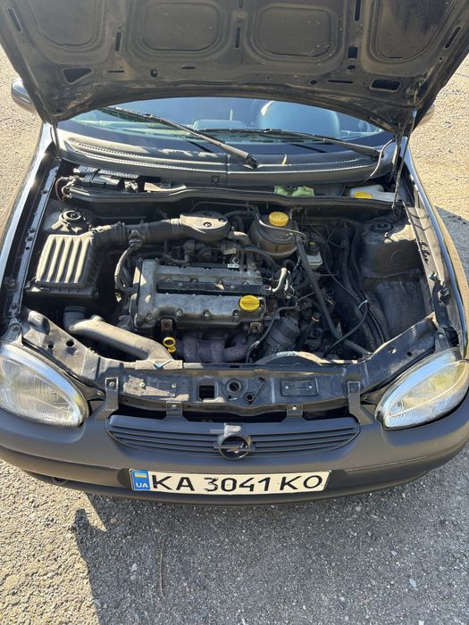 Продам Opel Corsa B на автоматі!!!