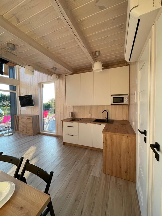 Wieczór Panieński 12 osób Black Spa Residence Jacuzzi Sauna Basen