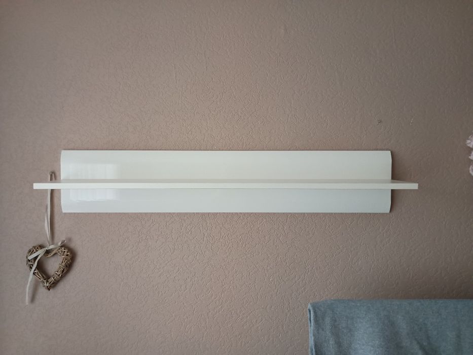 Sprzedam półkę ścienną