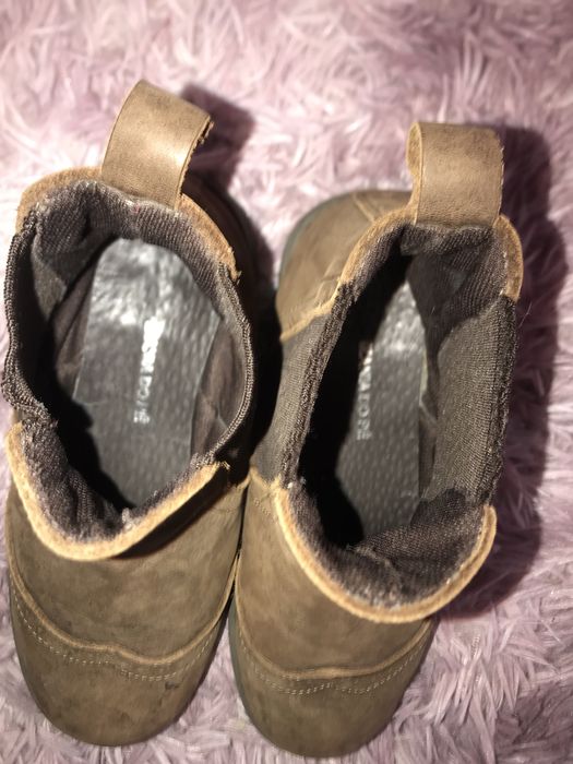 Botas/Botim castanhas