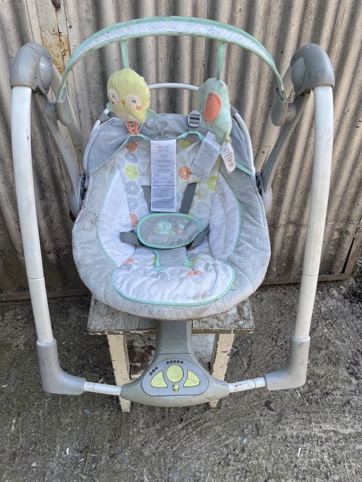 Продам детский шезлонг качалку