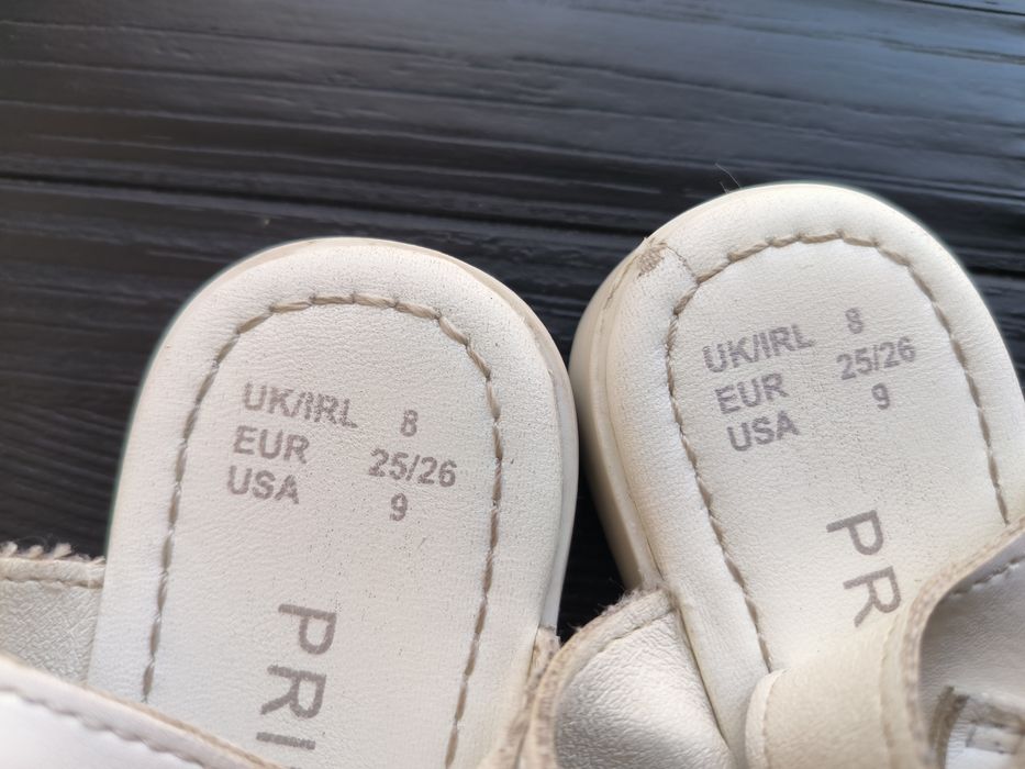 Sandália Feminina Infantil Primark tamanho 25