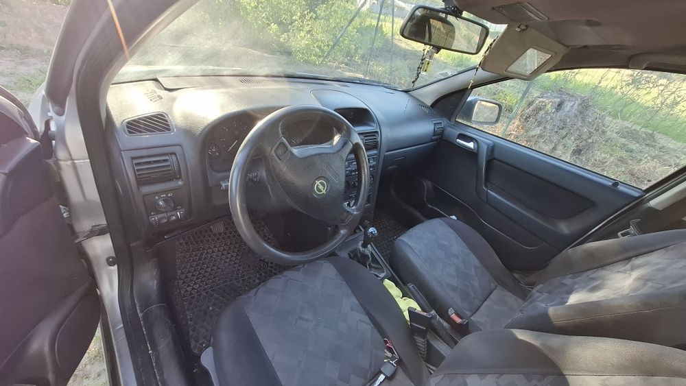 Opel astra 1.7 g