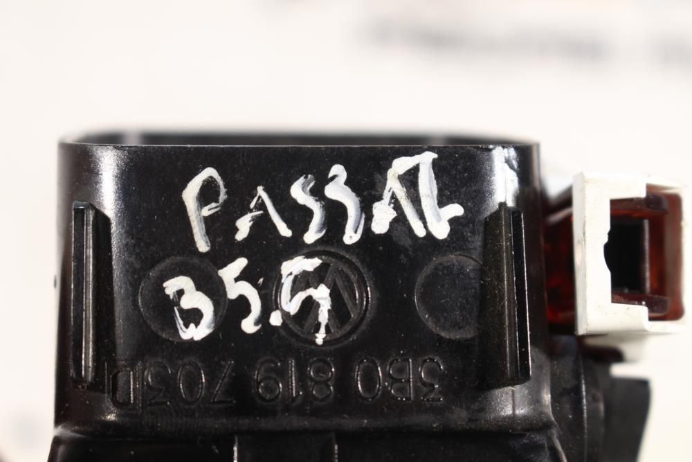 Difusor / saída de ar VOLKSWAGEN Passat (3B3)