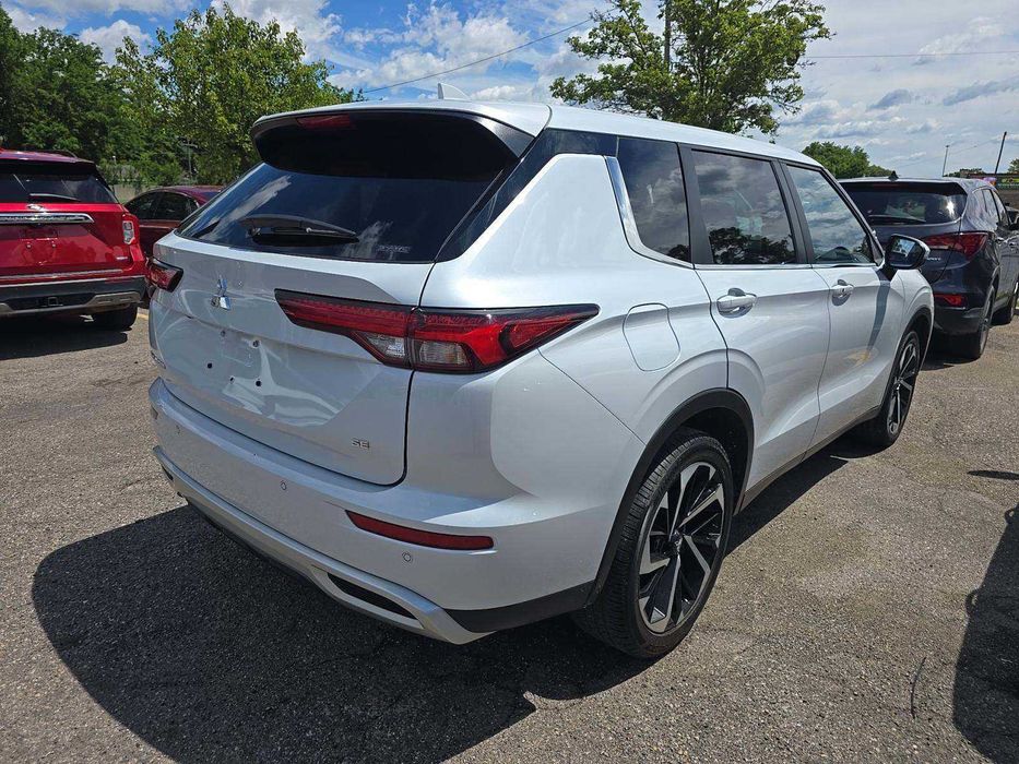 Mitsubishi Outlander PHEV 2022  Plug-In Гібрид