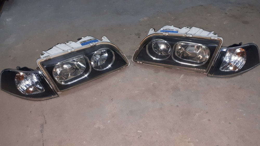 Volvo V40 S40 LIFT oryginał lampy przód BLACK RING i kierunki