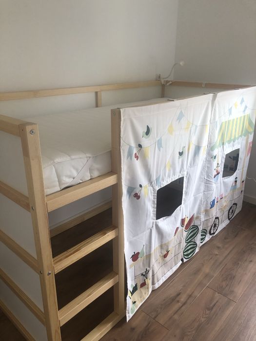 Cama Reversivel Kura IKEA com colchão incluido