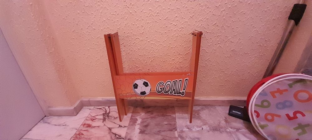 Mesa de matraquilhos criança