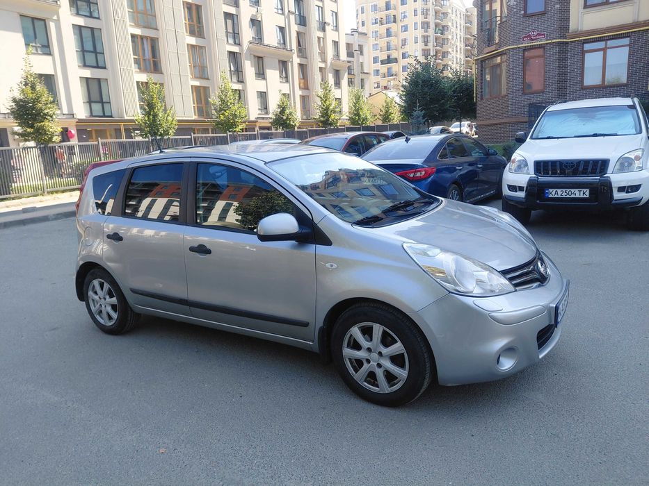 Продам Nissan Note 2012