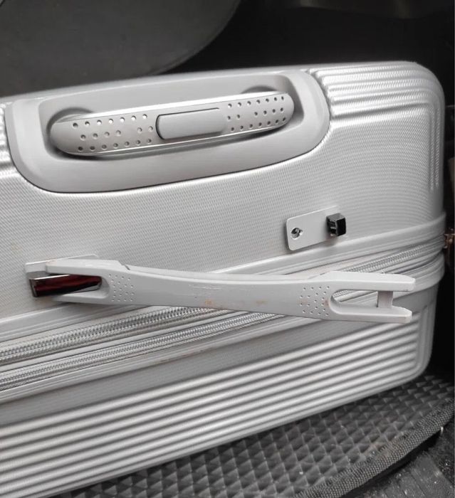 Ремонт чемоданів