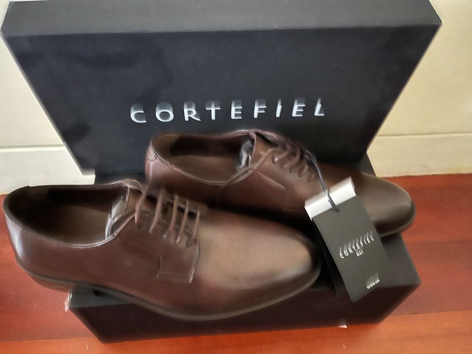 Sapatos Castanhos Corte Fiel - Novos