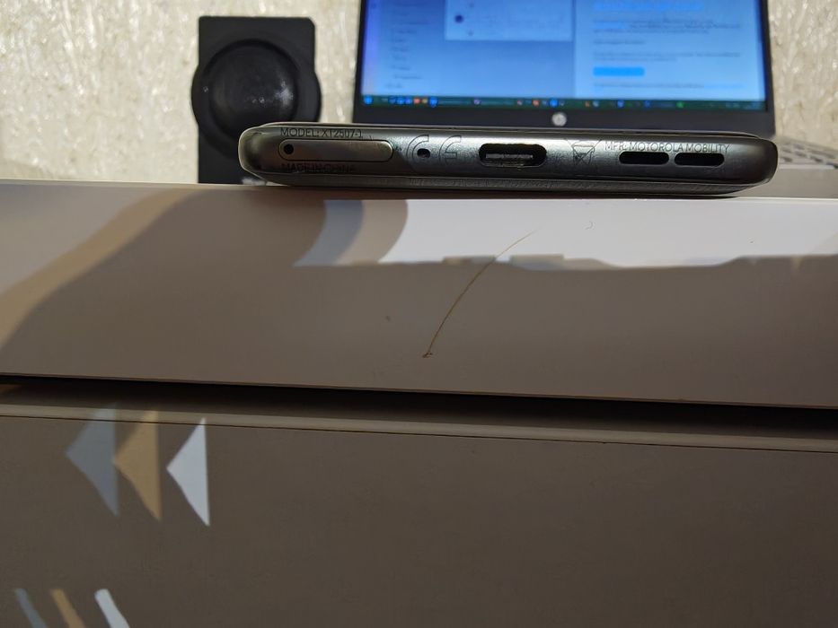 Motorola Edge 60 Pro 512 / 12