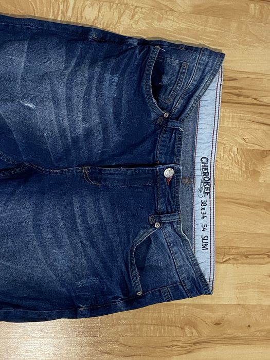 Cherokee 38/34 XXL spodnie jeansy niebieskie przetarcia