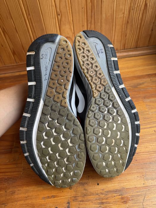 Кроссовки Nike Air Zoom Structure 21
