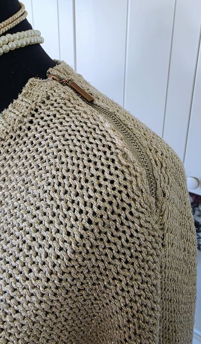 Swetr ze złotą nitką Mohito złoty L 40