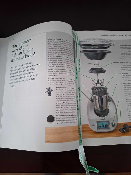 THERMOMIX  z akcesoriami i książką kucharską