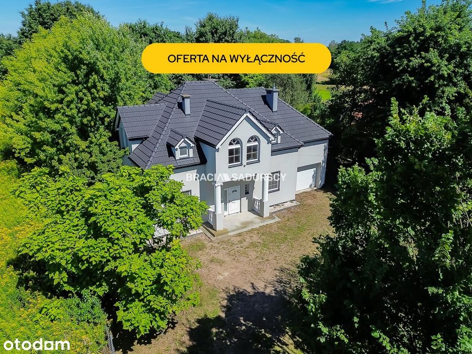 Przestronny dom / na działce z dużą prywatnością