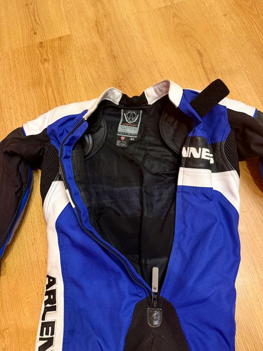 Kombinezon motocyklowy dziecięcy 115-125cm wzrostu 6-7 lat