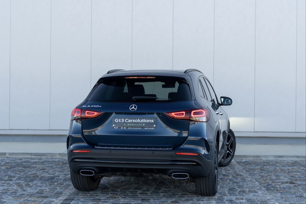 Mercedes-Benz GLA 250e AMG Line (financiamento diasponívek)