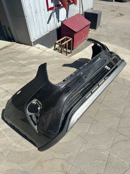 Бампер передний в сборе Toyota Highlander 2021+