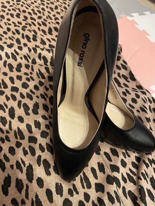 Szpilki gino rossi czarne 38