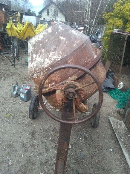 Betoniarka 200ll