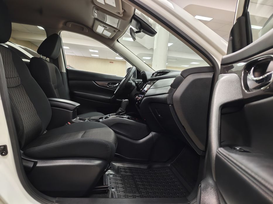 Nissan Rogue 4WD 2.5і 16V АКПП 2020 р.в. (170 к.с.)