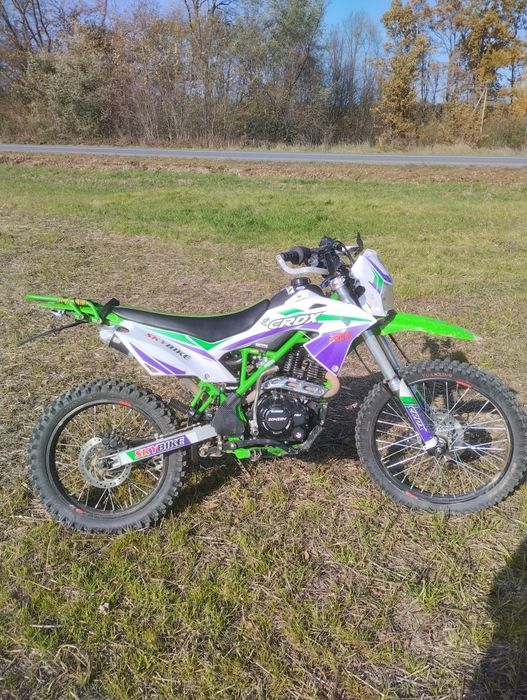 Продам ендуро Скайбайк срдх 200