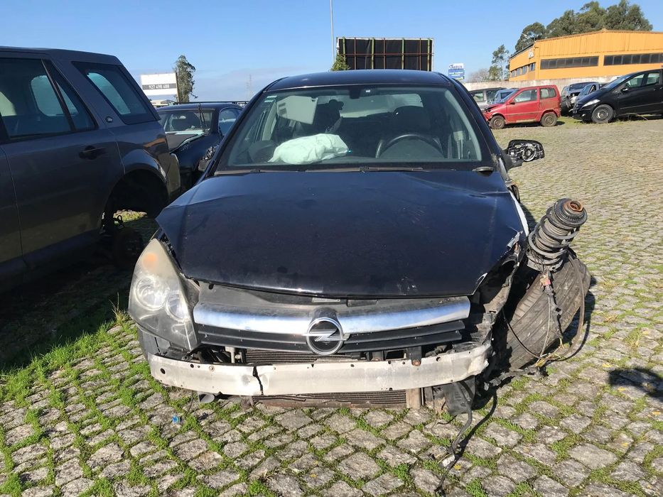 Opel Astra H 1.4 5P 2004 - Para Peças