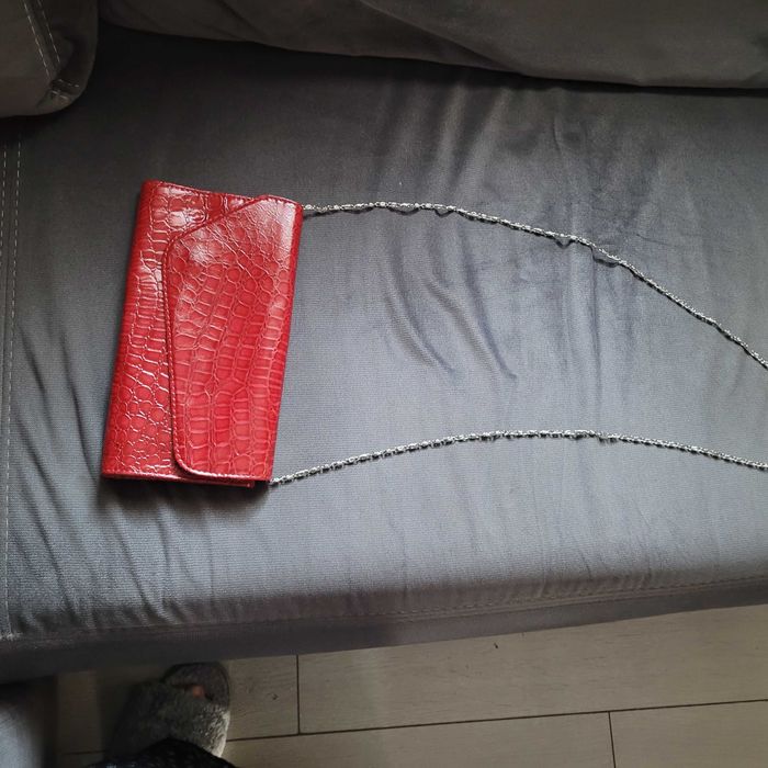 Torebka kopertowa czerwona