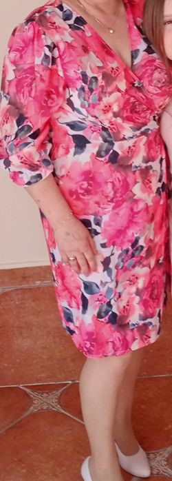 Piękna sukienka na wesele