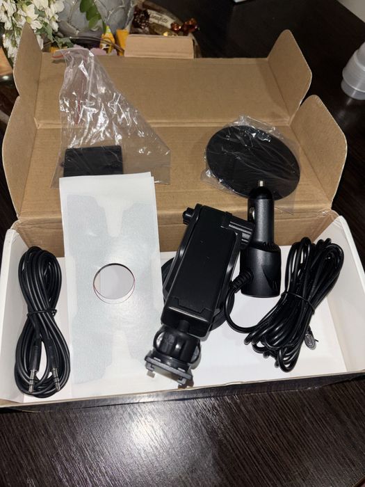 Android auto, apple CarPlay новий