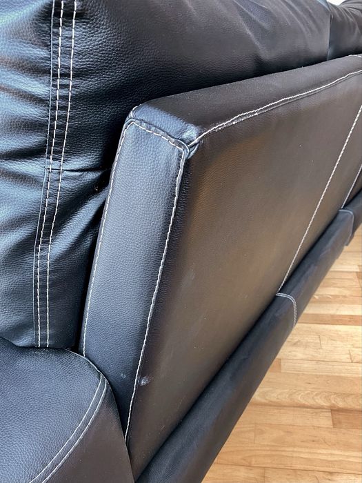 Sofá com chaise longue