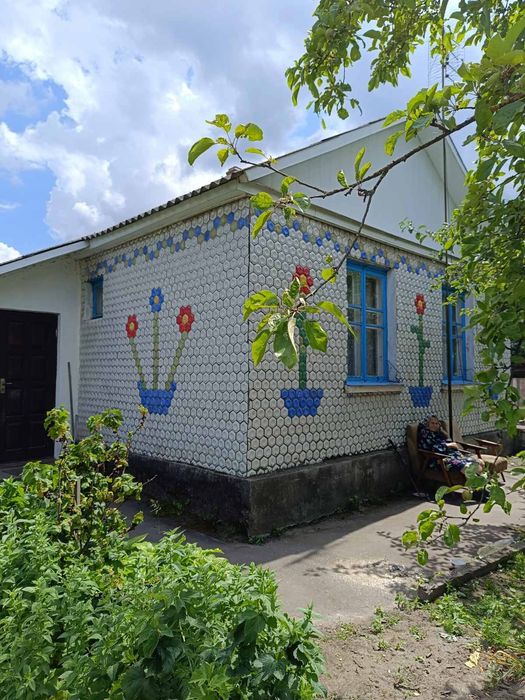 Продам газифікований будинок. Земельна ділянка 23сотки