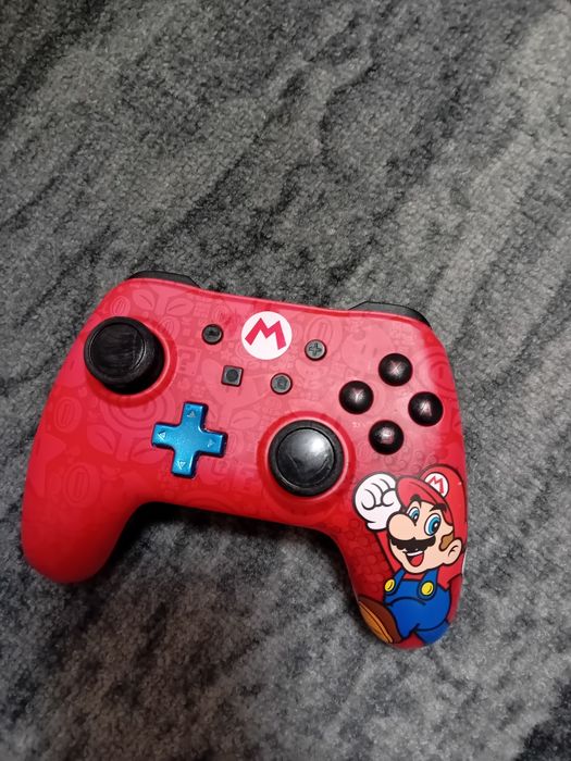 контролер PowerA Enhanced Wired Controller для Nintendo Switch у дизайні Super Mario.