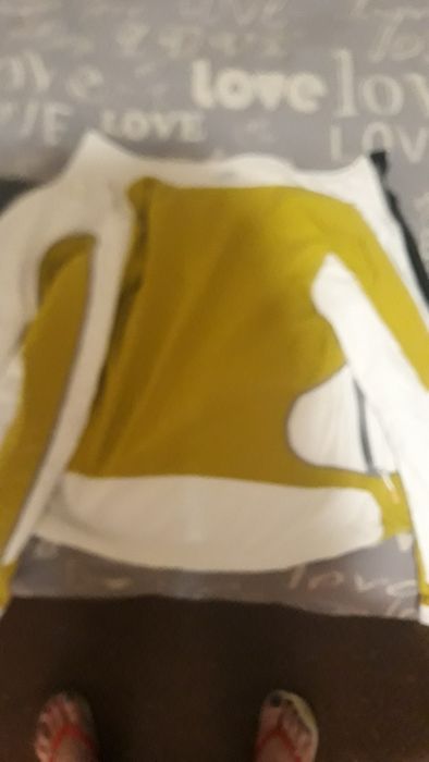 Продам стильный костюм