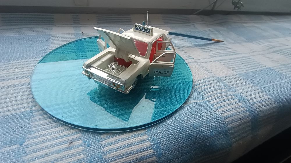 Масштабная модель 1/43 Форд zodiak dinky toys