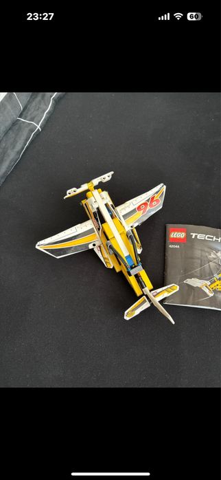 Lego technic 42044 samolot