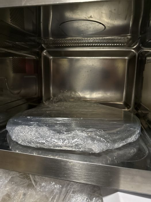 Духова шафа BОSCH електрична і мікрохвильовка