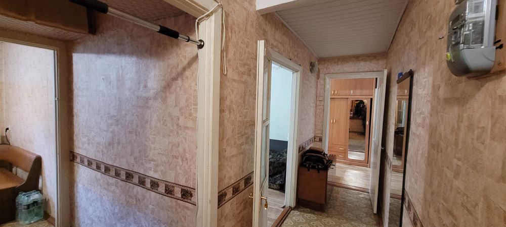 2х квартира 2 поверх, Соцмісто.
