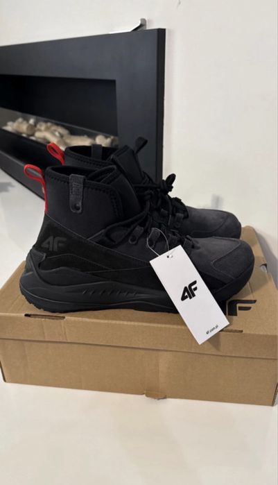 Buty męskie 4F czarne nowe r. 44 - 28 cm
