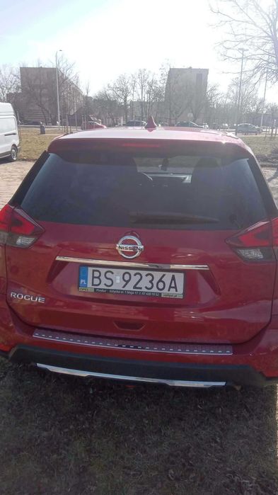 Nissan Rogue Samochod