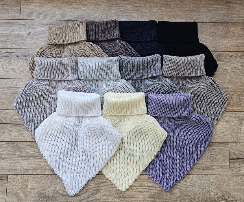 Жіночий снуд/манішка з напіввовни