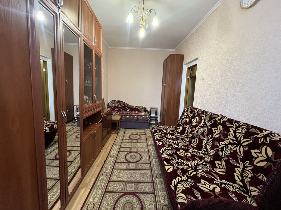 Продам 1 кімнатну  квартиру в центрі міста
