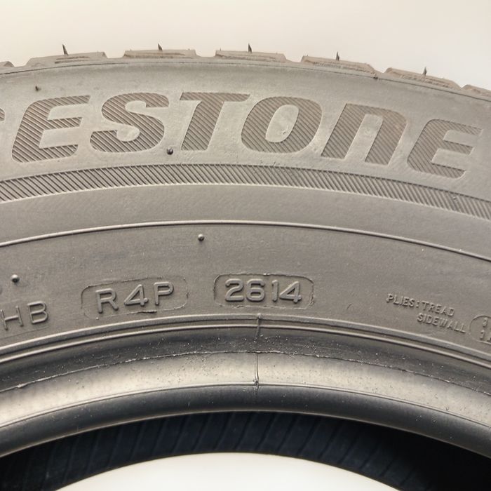 215/65R16 Bridgestone Blizak LM-80 Evo