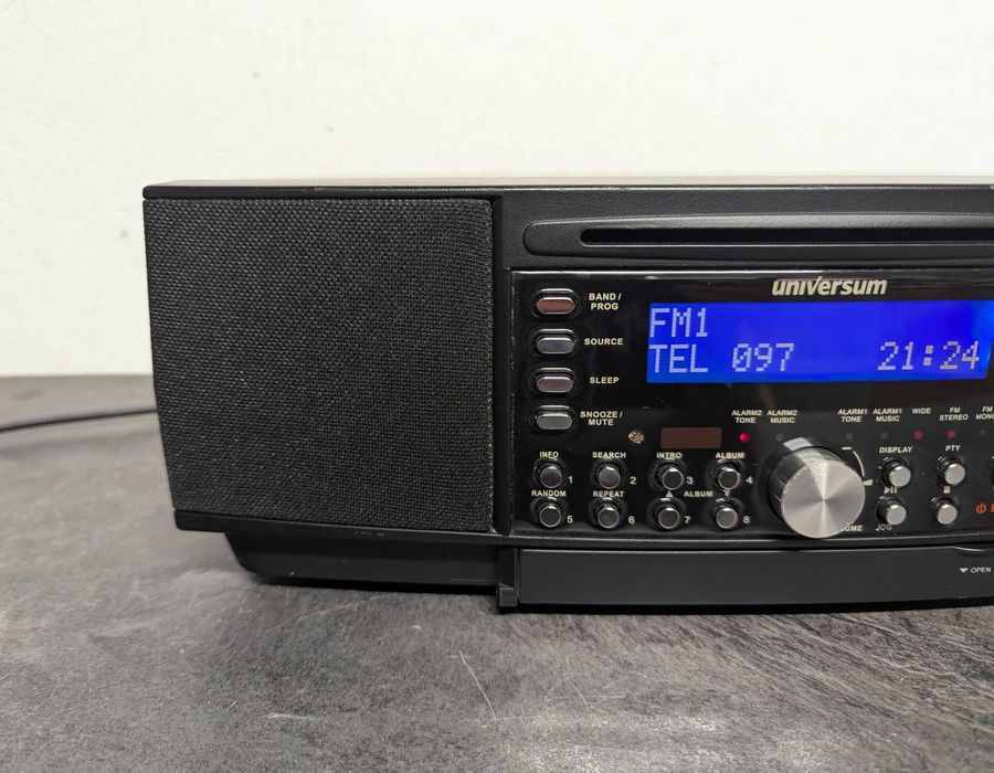 Universum VTC-CD 3070. Аудіосистема 2.1