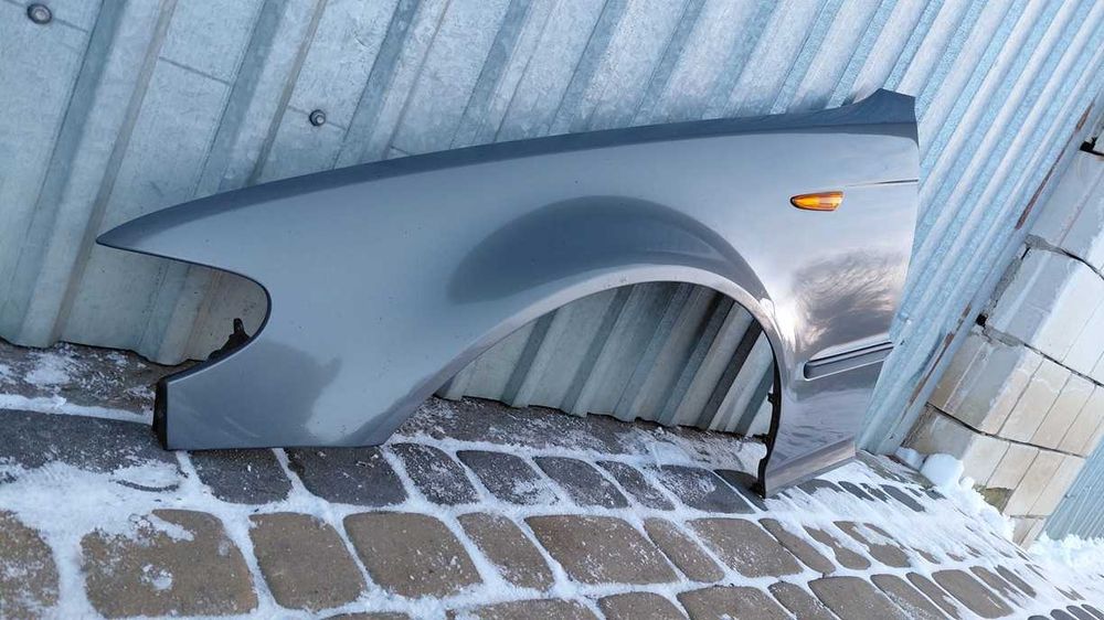 Błotnik Lewy Przód Bmw E46 sedan kombi Lift Polift Szary metallic