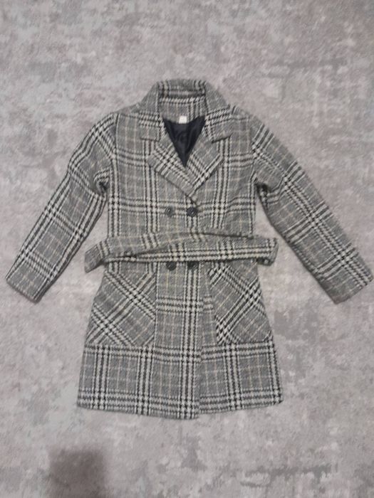Пальто на дівчинку