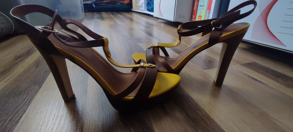 Szpilki nowe!!!Wysoki obcas!!!