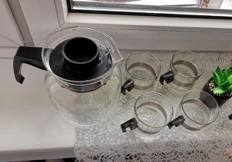 Nowy zestaw szklany dzbanek + filiżanki do herbaty